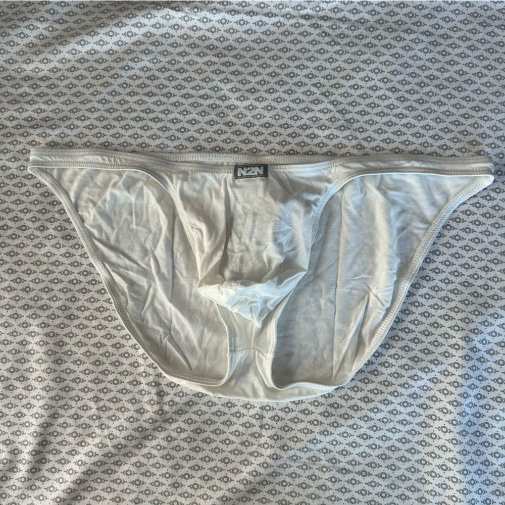 N2N Bodywear White Rayon Stretch Pouch Briefs Large NWT